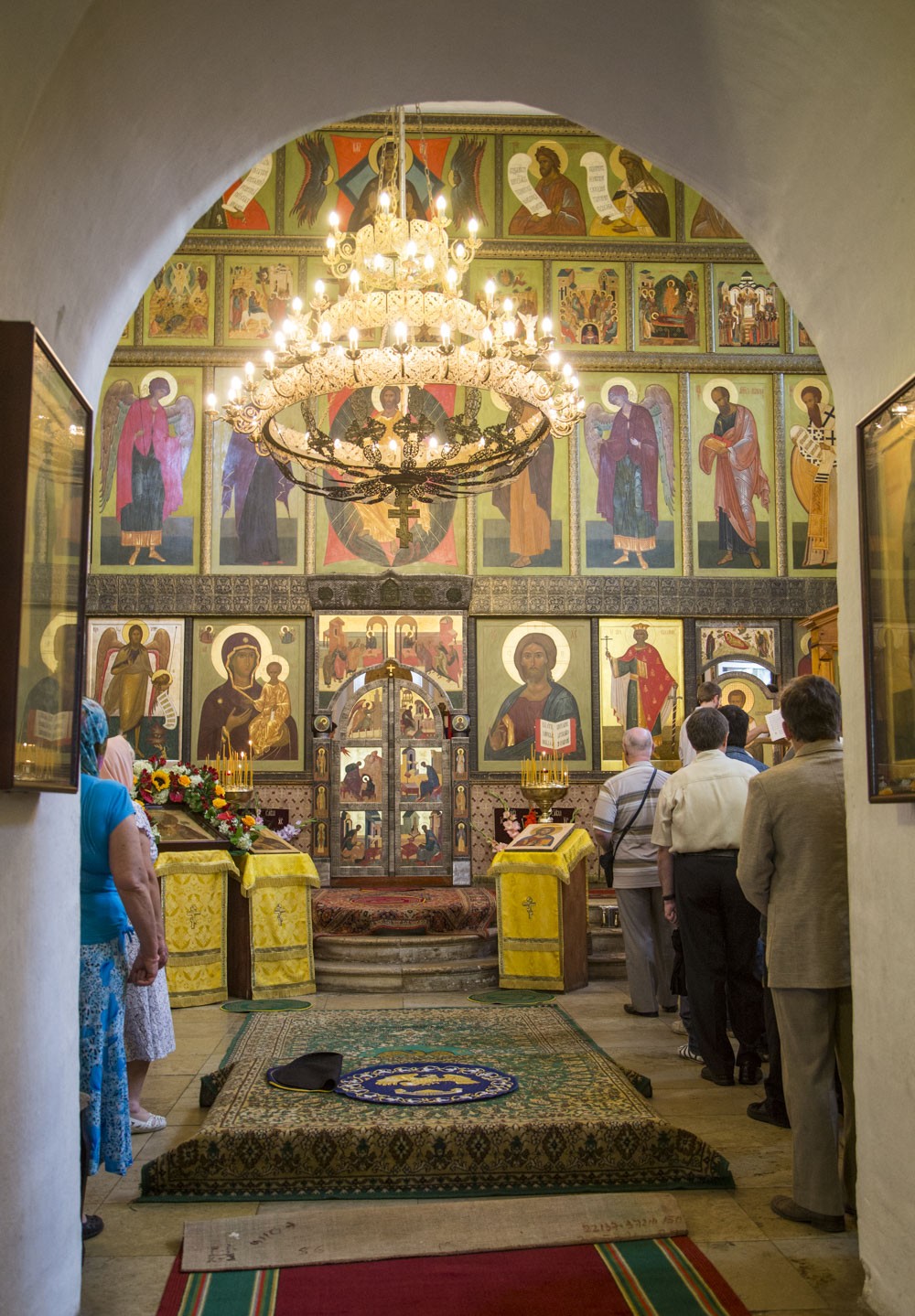 Владимира, равноапостольного князя, в Старых Садех, храм - Центральное  викариатство города Москвы